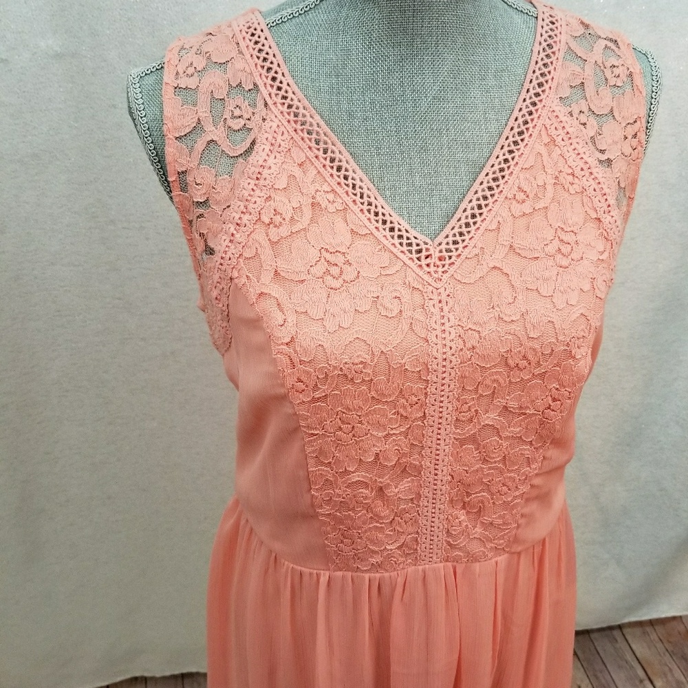 π3/$25 AGB Lace and Crochet A Line Dress - Picture 2 of 8
